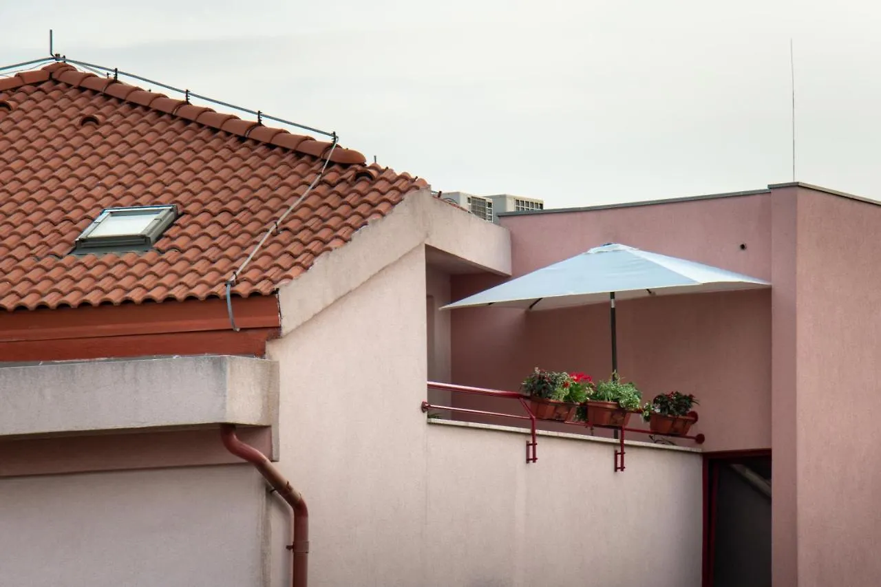 Beachside Apartment Attico Split