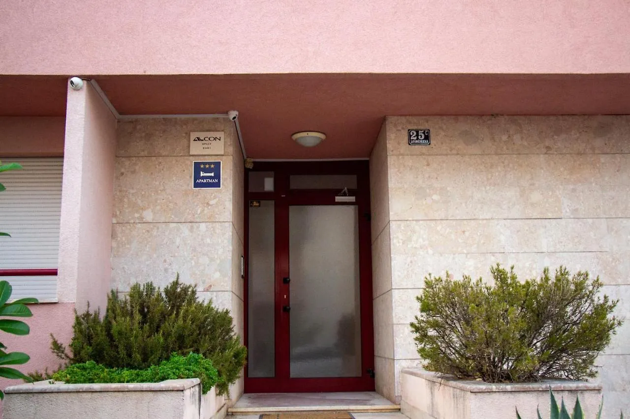Beachside Apartment Attico Split
