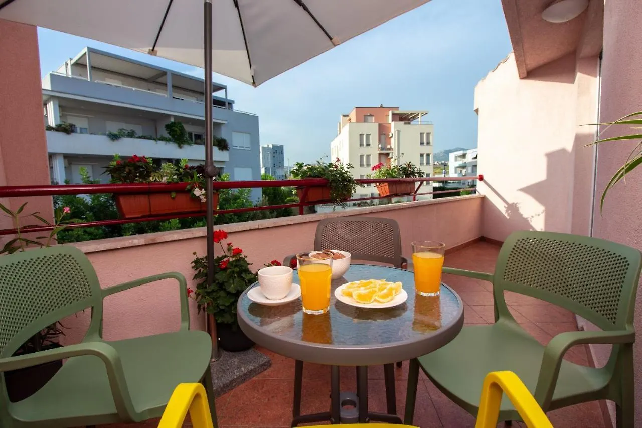 Beachside Apartment Attico Split