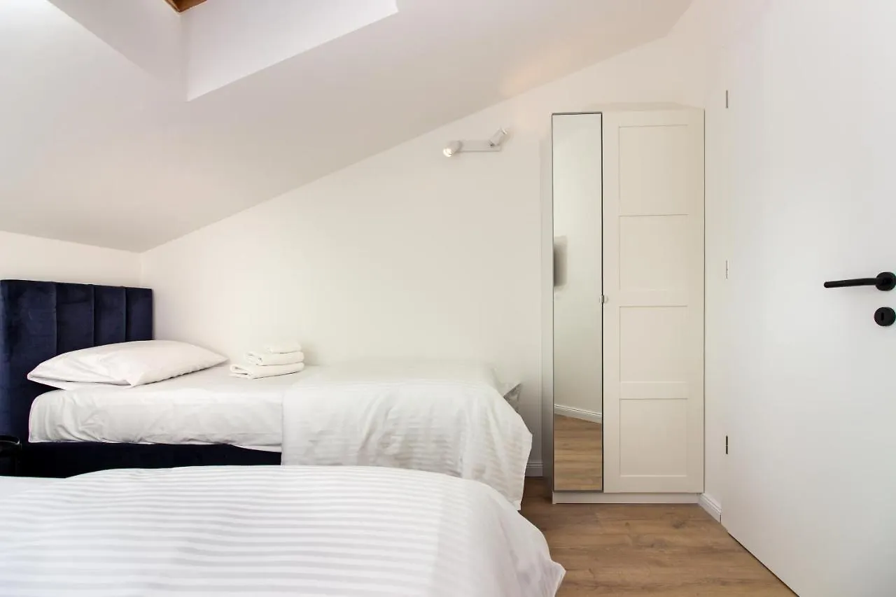 Beachside Apartment Attico Split