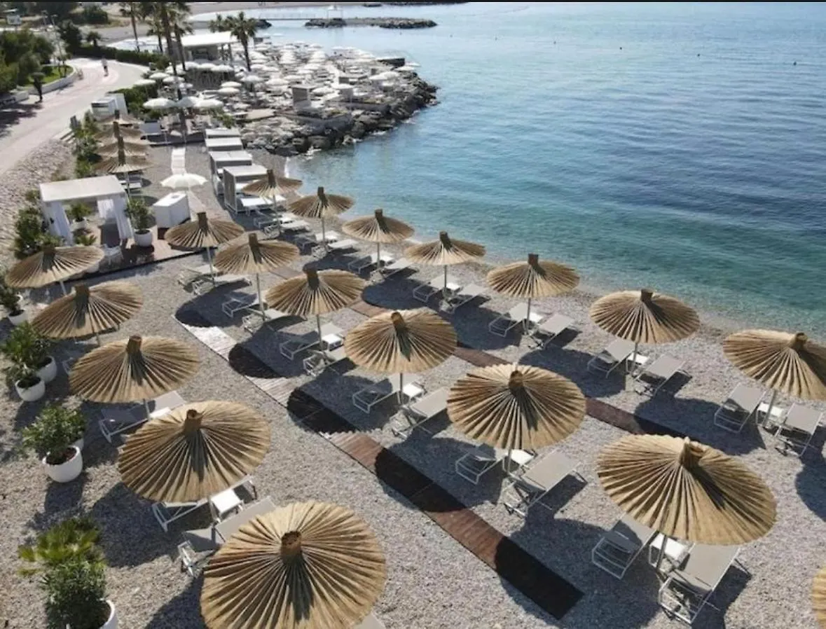 Beachside Apartment Attico Split