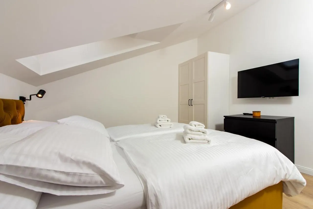 Beachside Apartment Attico Split