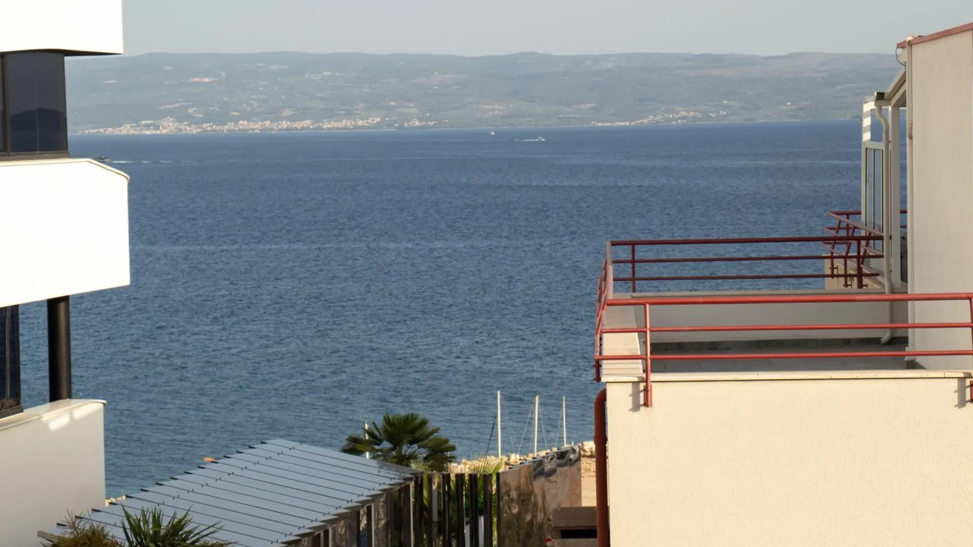 Beachside Apartment Attico Split